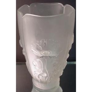 Vase Barolac Tchèque Moulé Par Joseph Inwald En Verre Satin Des Années 30