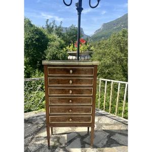 Petit Chiffonnier/Semainier en Acajou et Loupe , Époque XIX ème siècle .