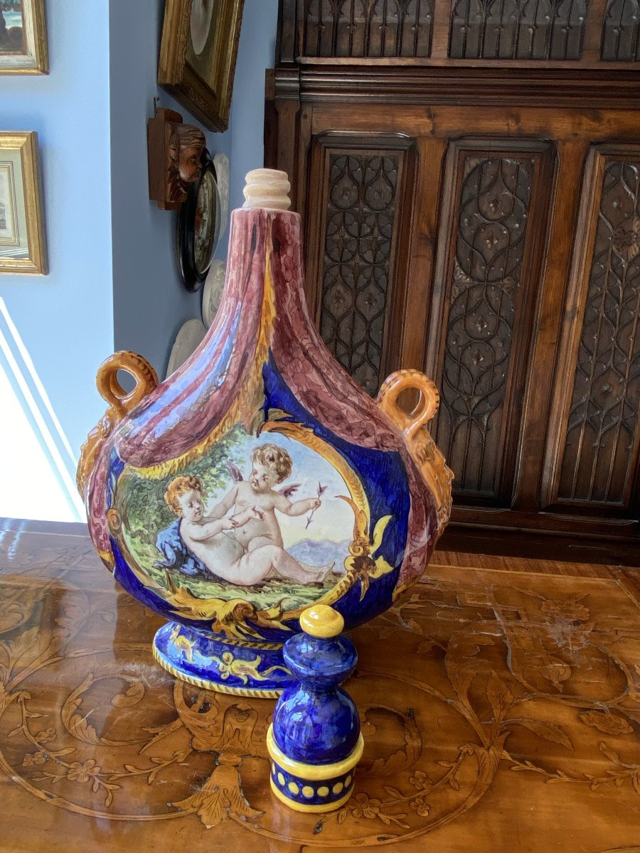 Italian Majolica Pilgrim's Flask In Hand-painted Earthenware Signed Ginori With Putti Decor-photo-5