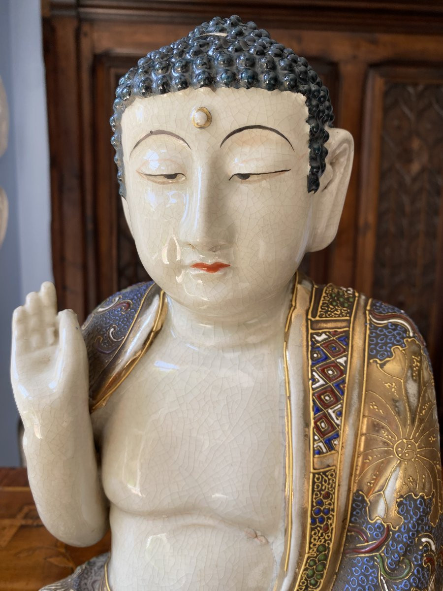 Large Japanese Satsuma Statue Of Buddha In Meditation With Polychrome Lotus Decoration, Meiji-photo-1