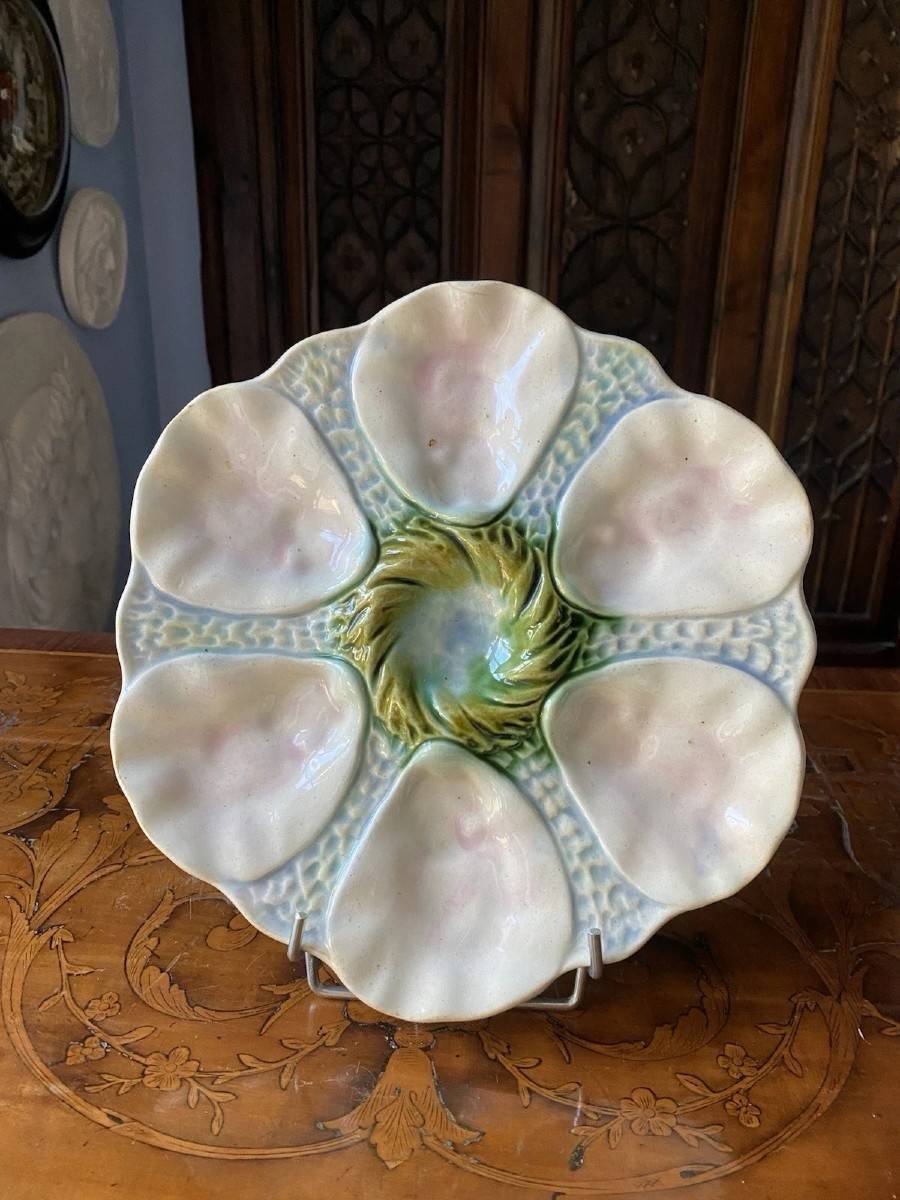 3 Superbes Assiettes à Huitres en Barbotine d'Orchies fin XIXème 