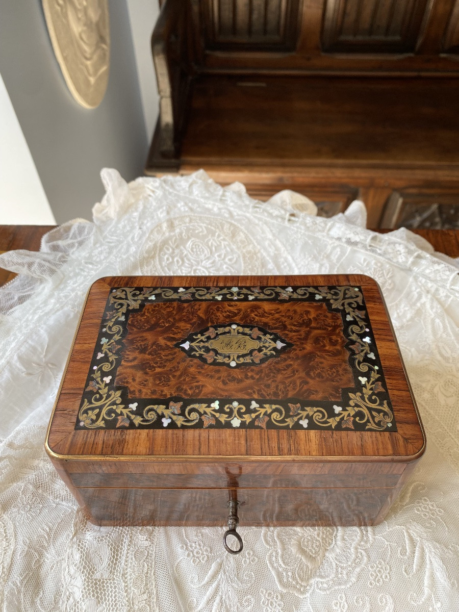 Coffret à bijoux en bois de placage de loupe de noyer, marqueterie Boulle Napoléon III-photo-7