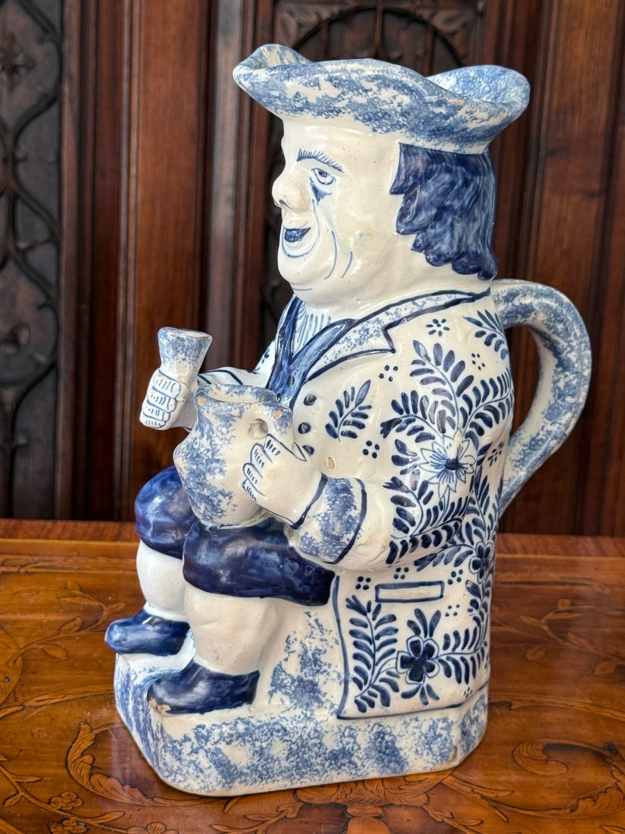 Pichet Jacquot Toby Jug Anthropomorphe, Faïence émaillée bleu, Delft, 19ème siècle.-photo-7