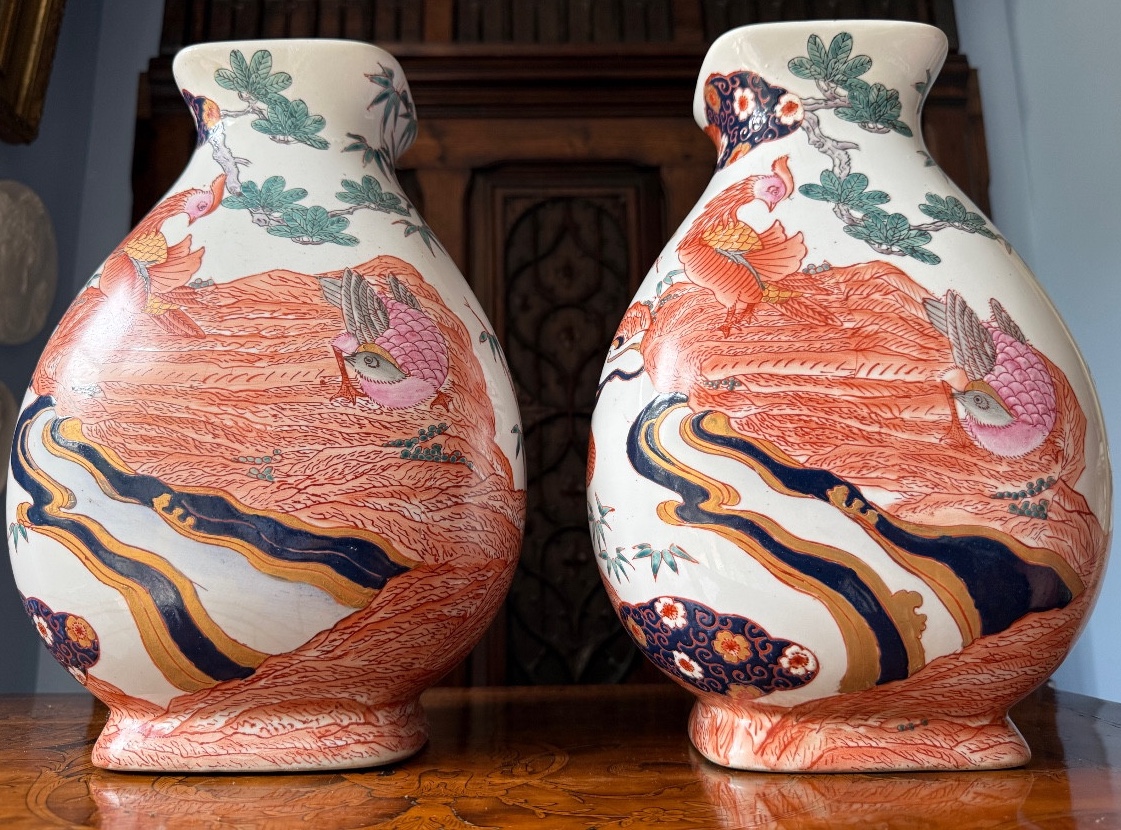 Paire de vase Famille Rose polychrome à décor de Grues et cerisiers- Japon, XXe siècle-photo-2
