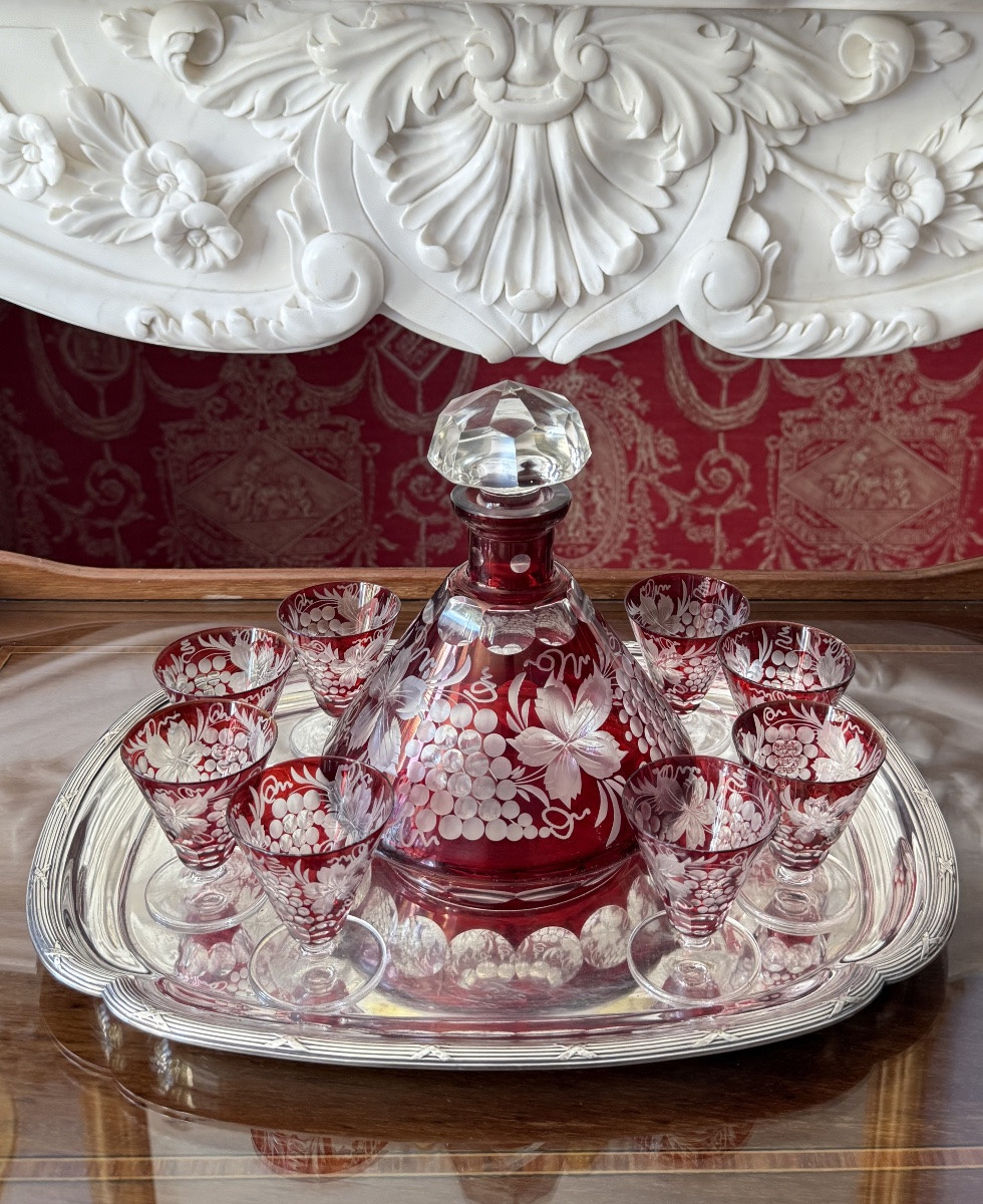 Service à  liqueur en cristal de Bohème rouge XIXe - taillé main, 8 verres et 1 carafes-photo-7