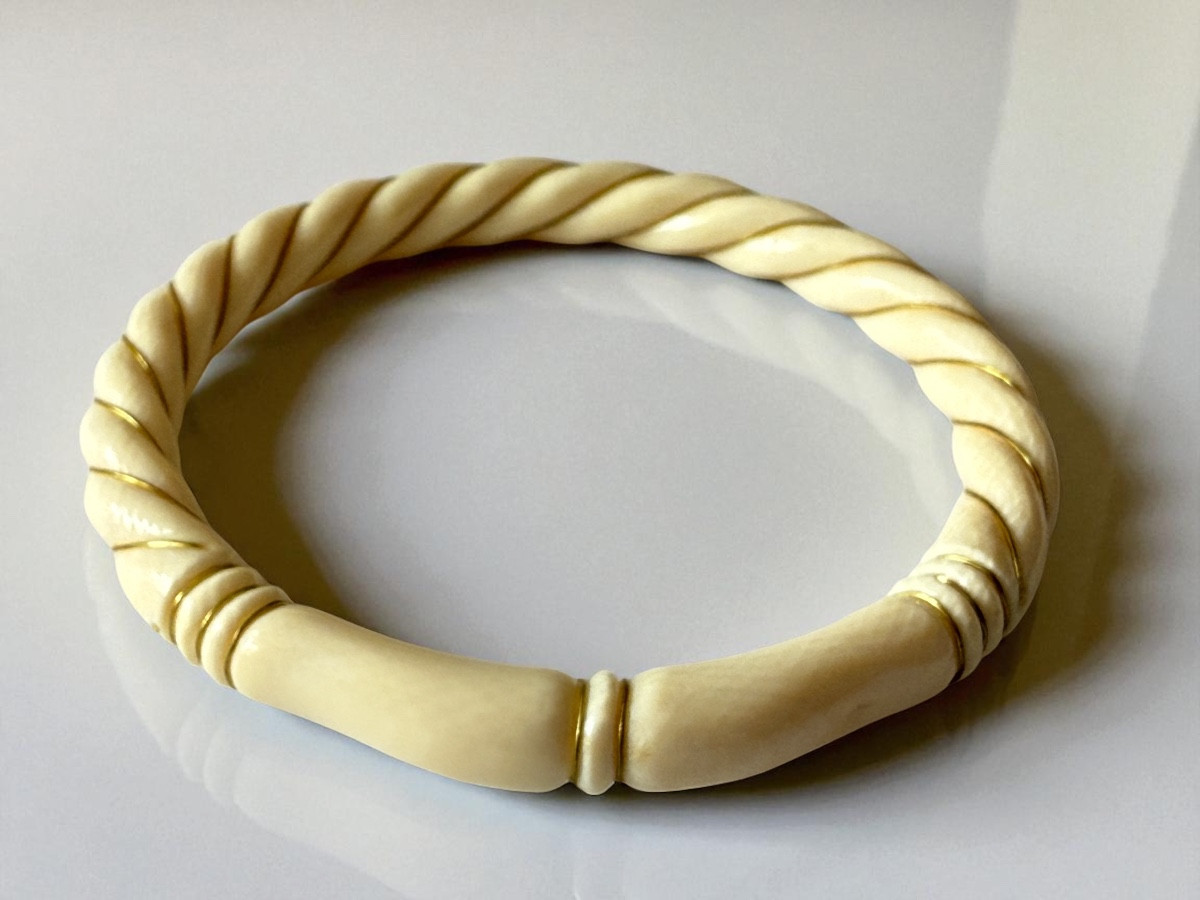 Bracelet en Ivoire torsadé au fil d'or, France - Circa 1900