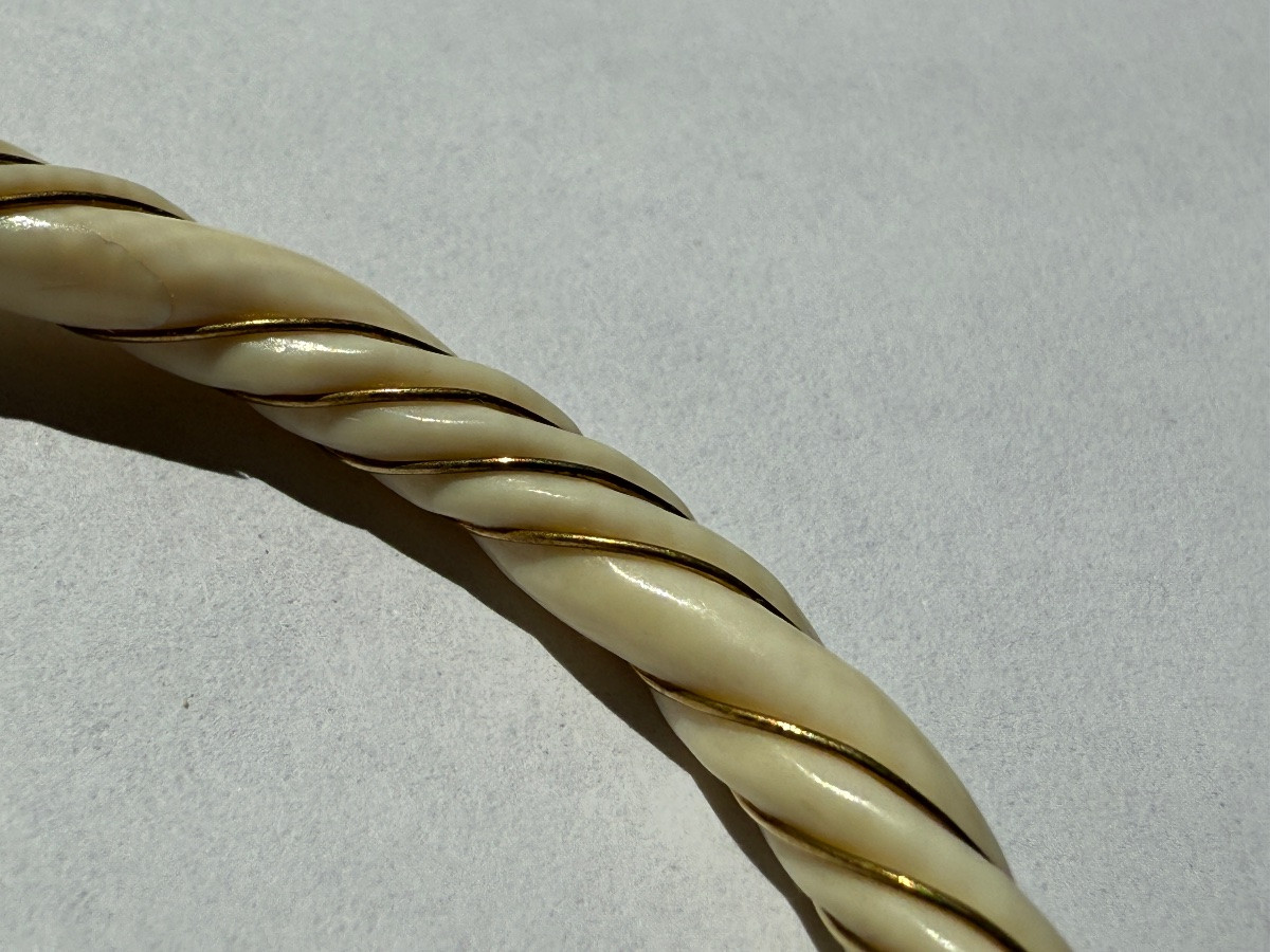 Bracelet fin en Ivoire Torsadé au Fil d'Or - France - Circa 1900-photo-4