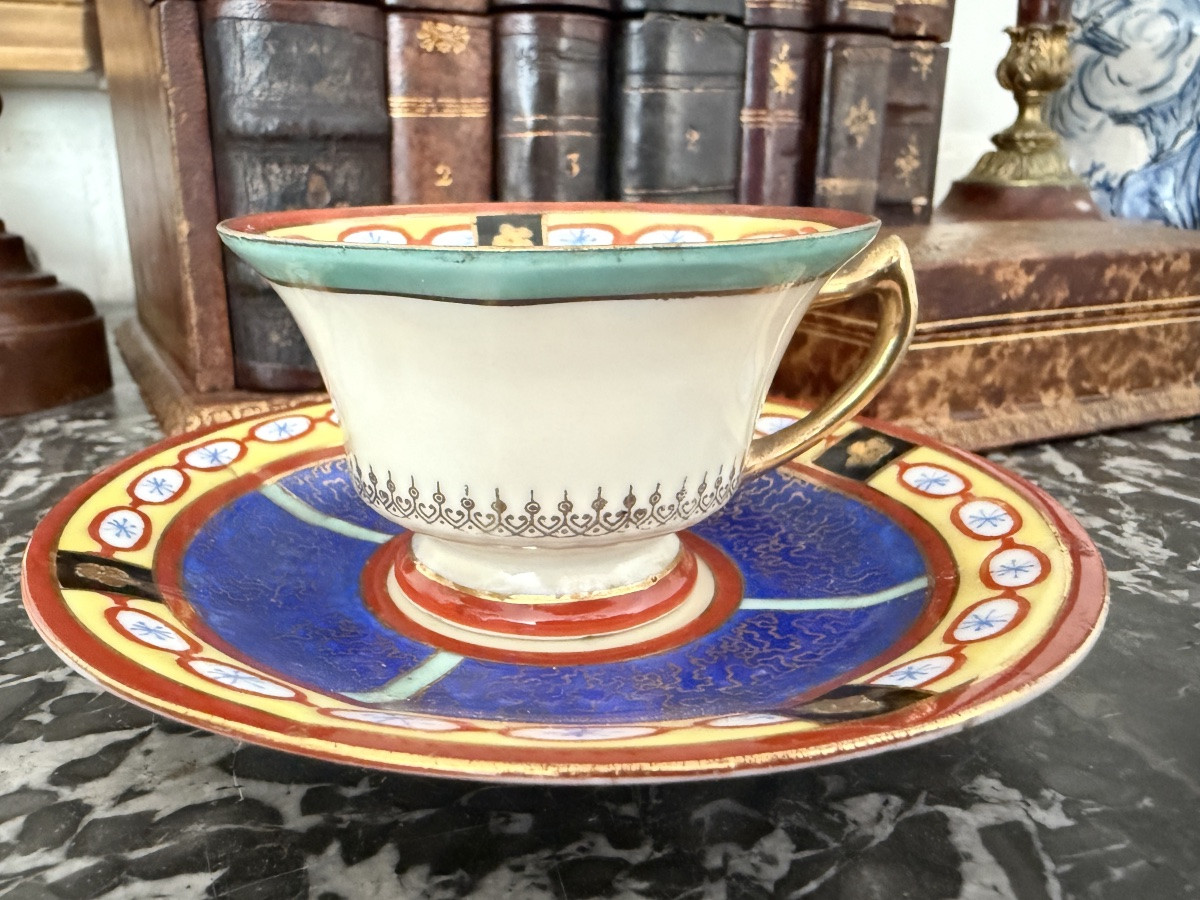 Tasse et soucoupe polychrome en porcelaine fine de Saxe - Signée - XIXe-photo-5