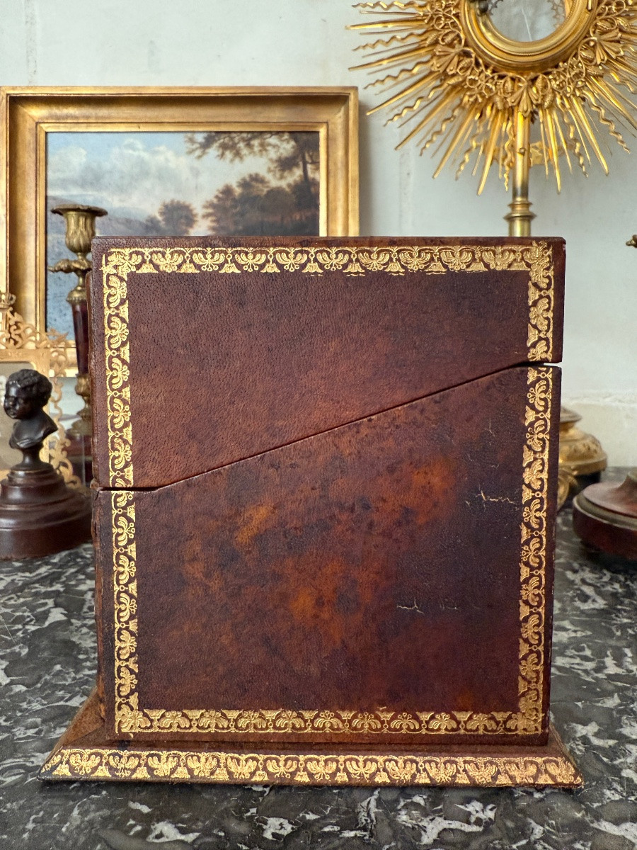 19th Century Trompe-l'oeil Leather & Wood Faux Book Box-photo-3
