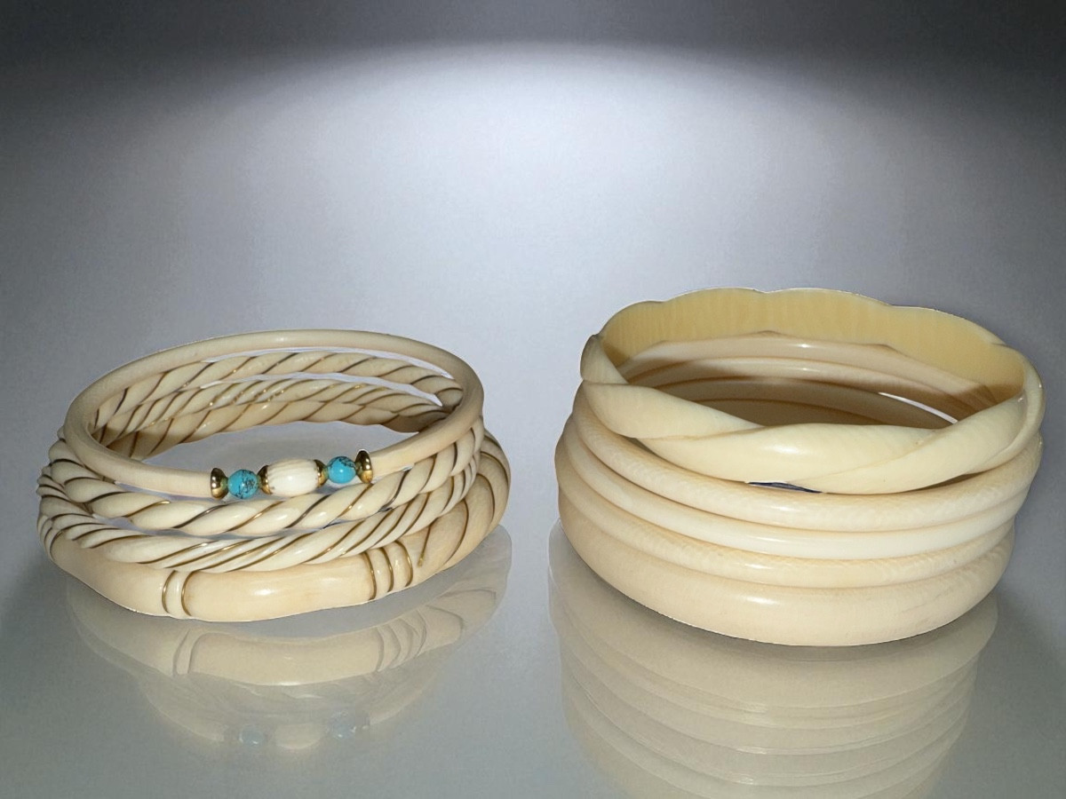 Ivory Bracelet With Gold And Silver Thread-photo-3