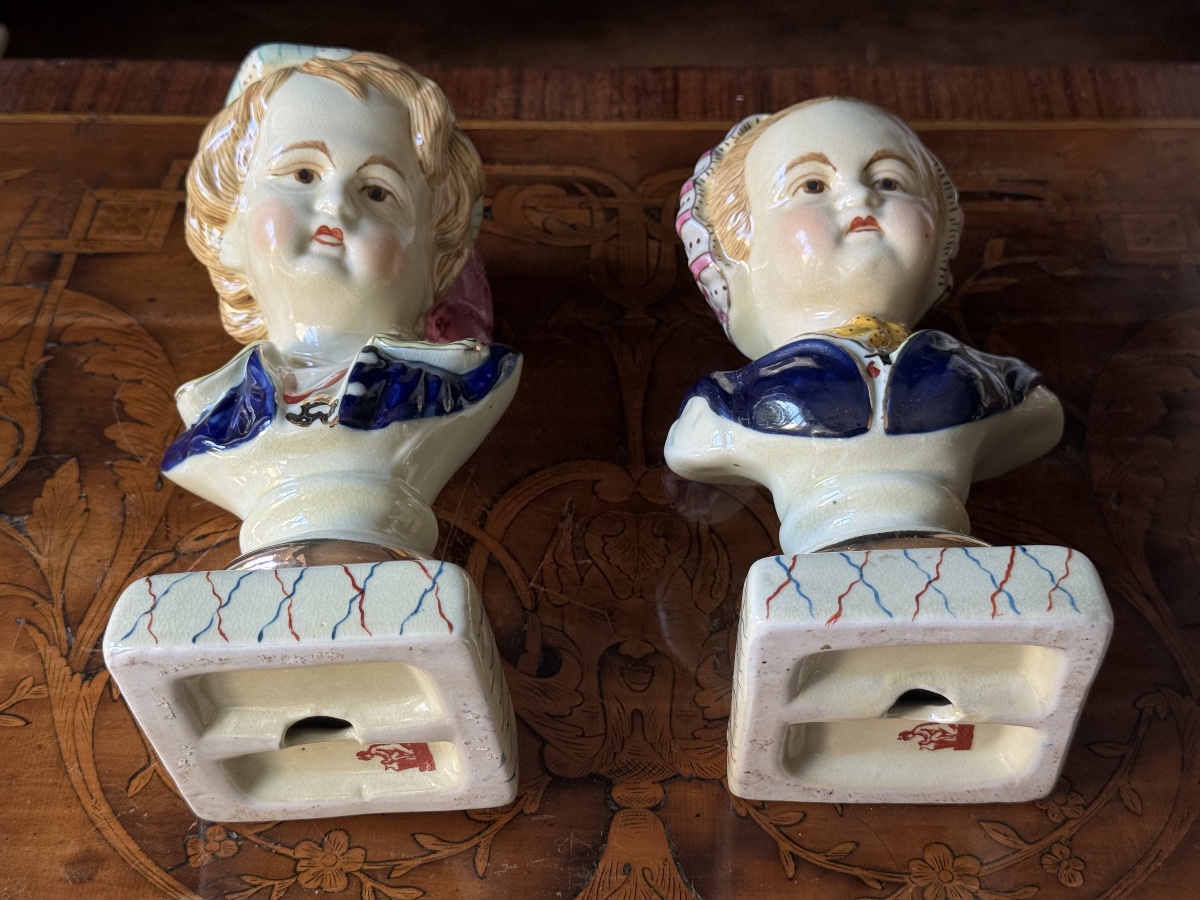 Pair Of Glazed Porcelain Busts Of Children, Staffordshire, England, 20th C-photo-2