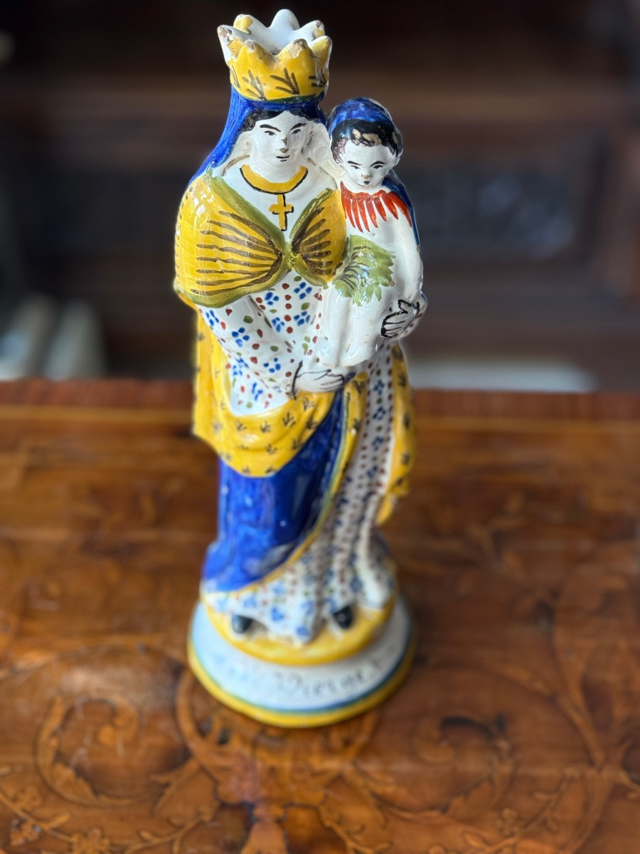Vierge à l’Enfant en terre cuite polychrome, France, XVIIIe siècle-photo-2