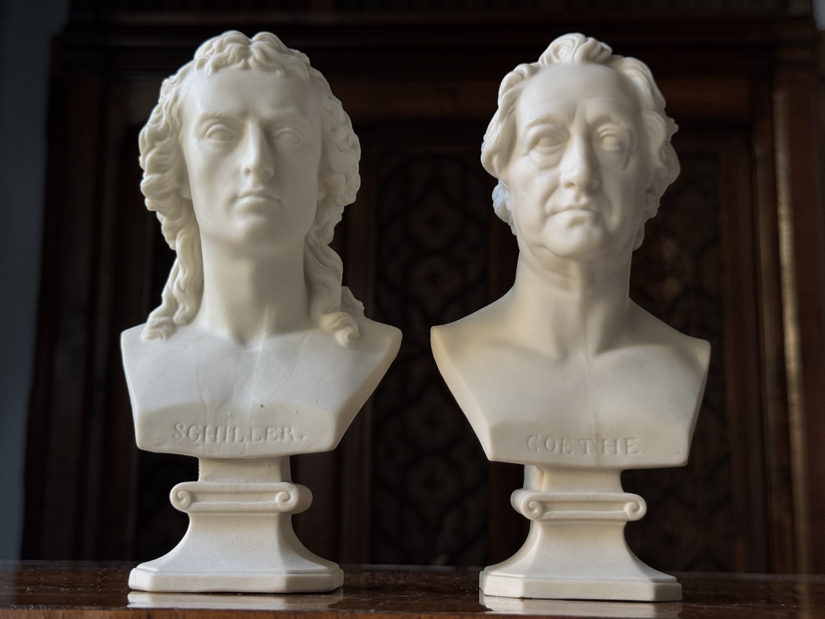 Pair Of Busts Of Friedrich Schiller And Johann Wolfgang Von Goethe, White Biscuit Porcelain, Germany -photo-5