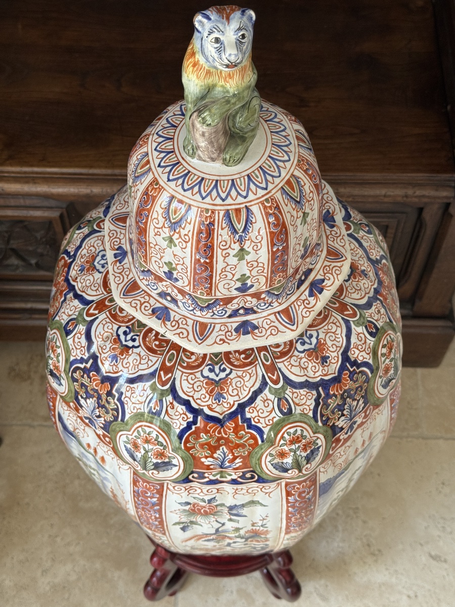 Imposante Potiche Couverte en Faïence Polychrome - d’après Delft - Faïencerie d’Art Géo Martel-photo-3