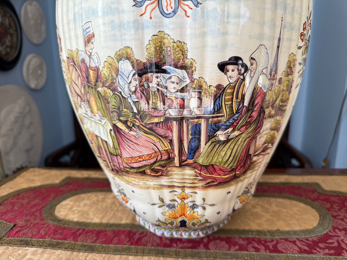 Large Covered Baluster Vase In Hand-painted Polychrome Earthenware - Desvres, 20th Century-photo-2