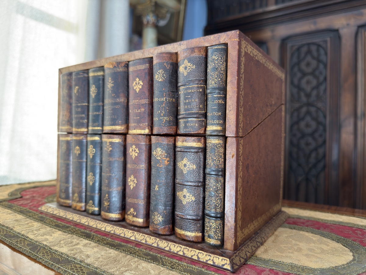 Trompe-l'oeil Leather And Wood Bookcase/mailbox - 19th Century-photo-2