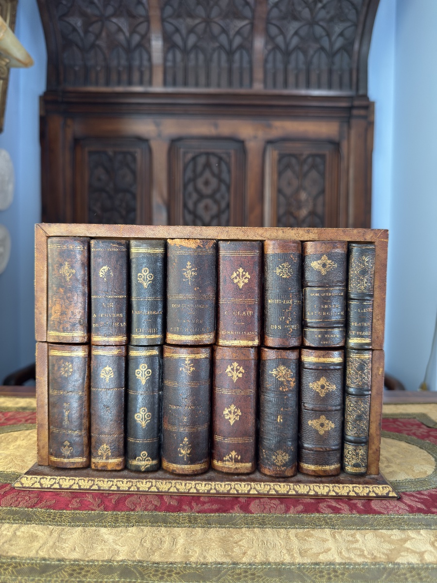 Trompe-l'oeil Leather And Wood Bookcase/mailbox - 19th Century-photo-1