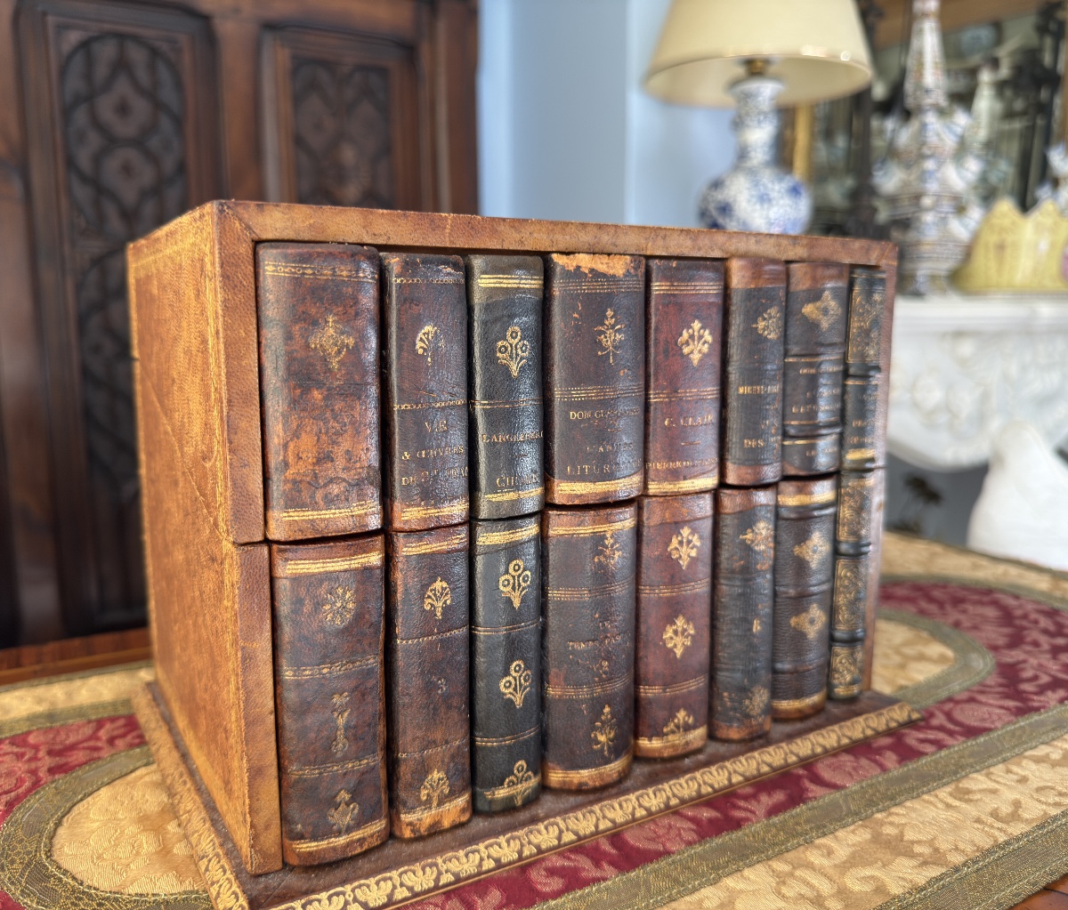 Trompe-l'oeil Leather And Wood Bookcase/mailbox - 19th Century