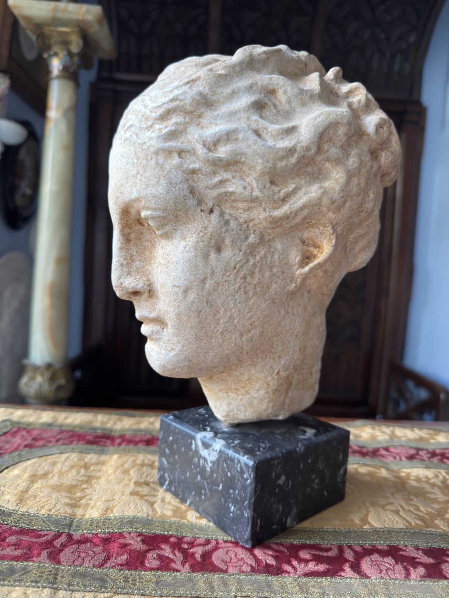 Plaster Head Of Hygieia On A Marble Base, Greece, 20th Century-photo-2