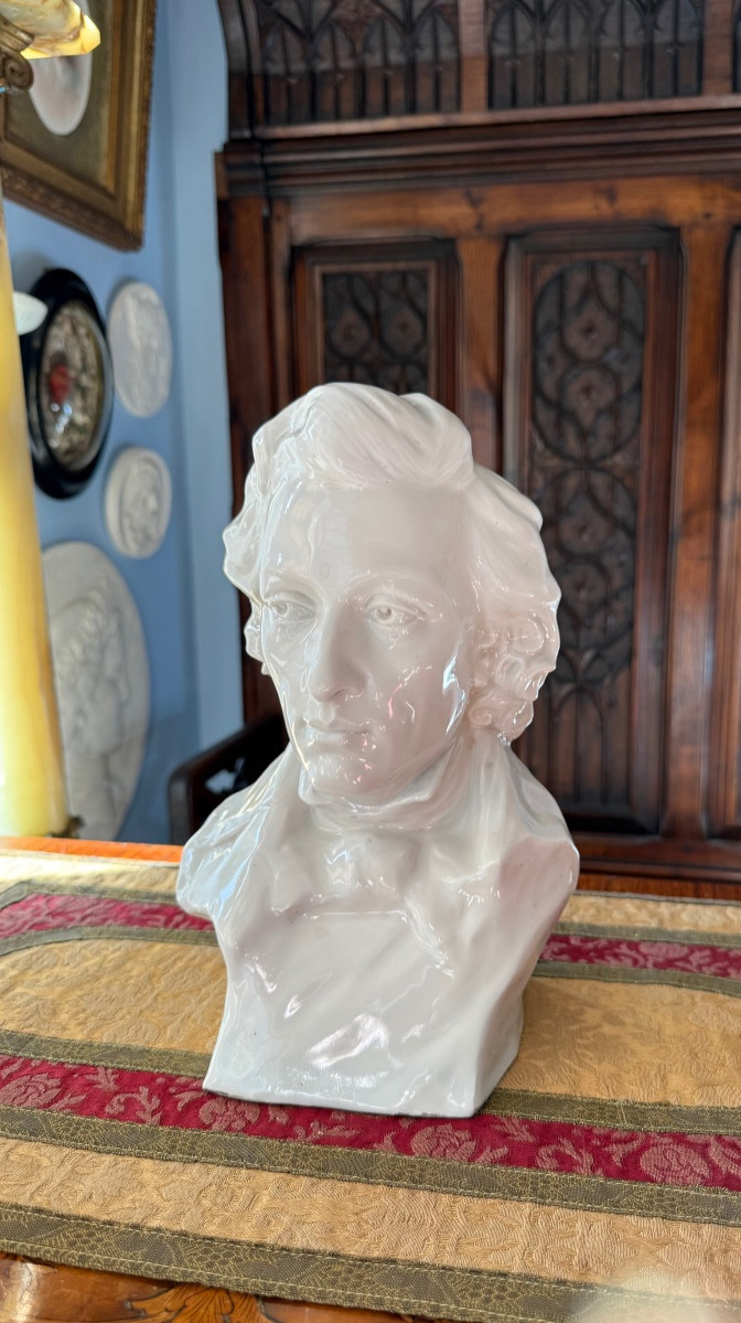 Frédéric Chopin, buste en porcelaine blanche vernissée, d’après Raphaël Nannini (1852–1925)-photo-1