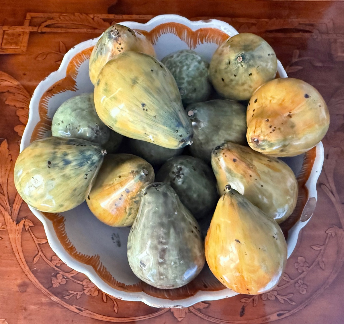 Earthenware Bowl With Large, Nevers 18th Century — Trompe-l'œil With Fourteen Pears-photo-7