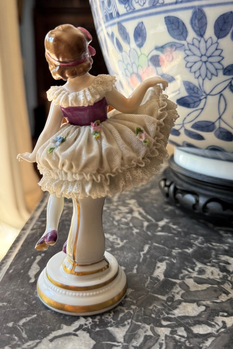 Danseuse en porcelaine de Dresden – Début XIXᵉ siècle - Signé-photo-1