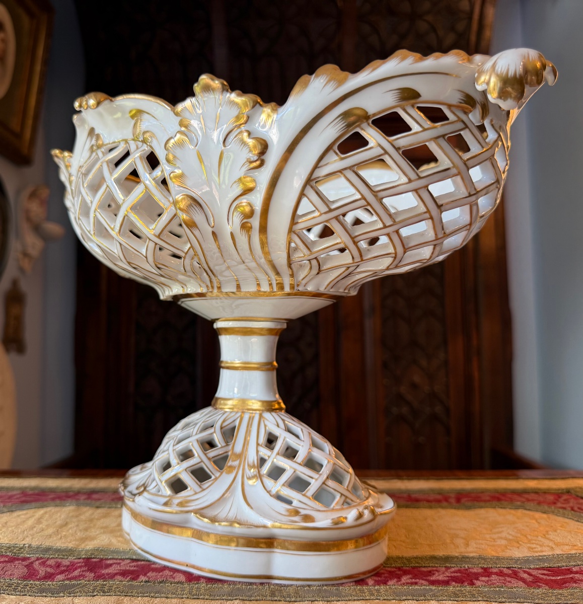 Porcelain Of Paris Bowl On Foot, Openwork Decoration And Gilded Foliage - Circa 1900-photo-5