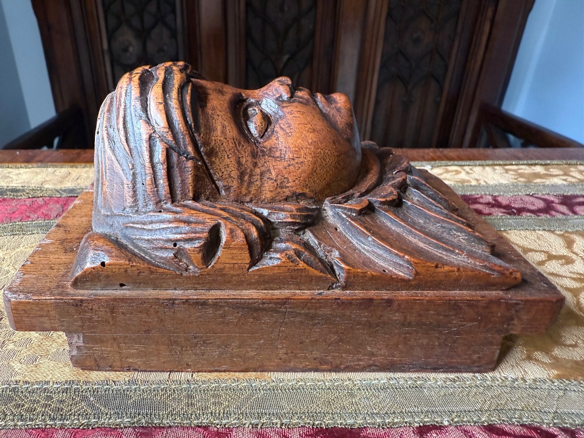 Oak Cherub Sculpture – 18th-century Ornamental Piece-photo-3