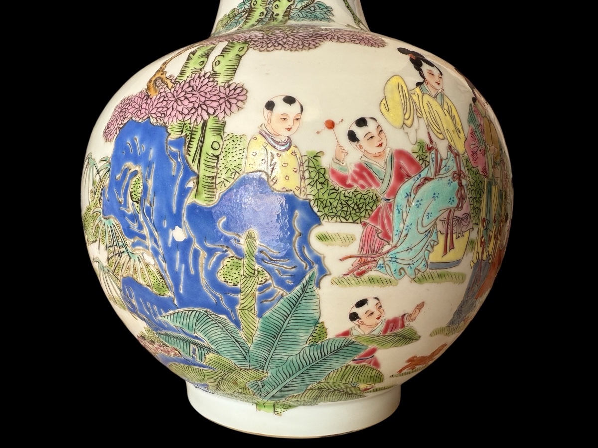 Vase en porcelaine polychrome, décor famille rose – Chine – fin XIX début XXᵉ siècle-photo-1