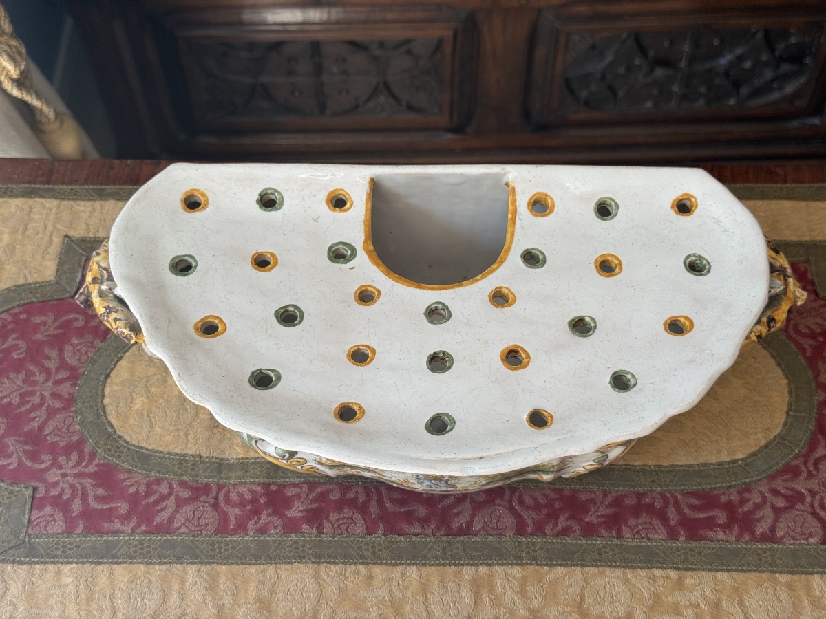 Grande et rare Bouquetière en faïence de Moustiers, XVIIIᵉ siècle -photo-4