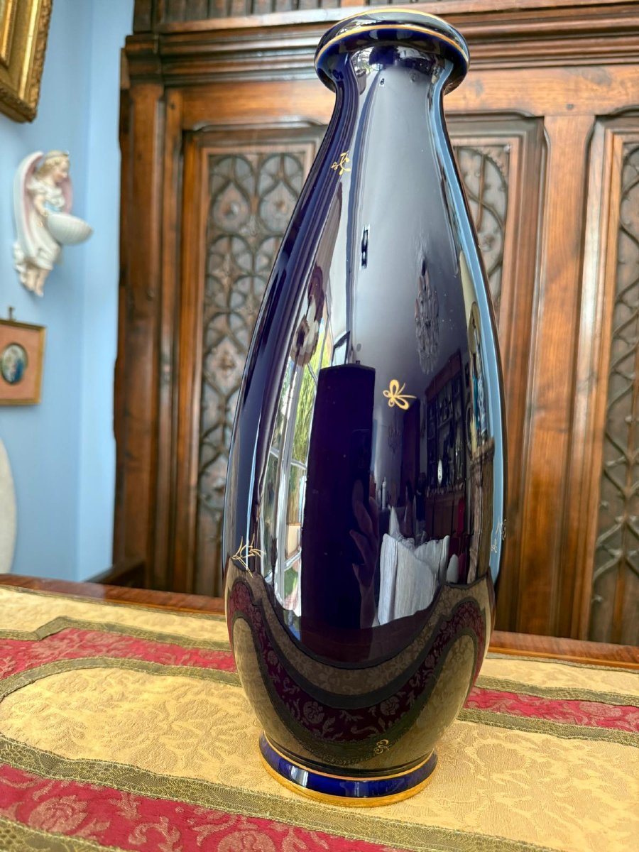 Sèvres National Porcelain Manufactory — Sèvres Blue-ground Porcelain Baluster Vase, 20th Century-photo-4