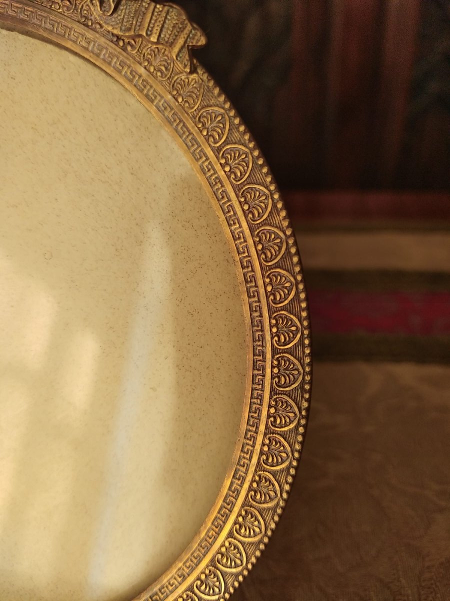 Cadre rond en bronze doré ciselé, époque Napoléon III — Hauteur 16,5 cm, largeur 14 cm-photo-3
