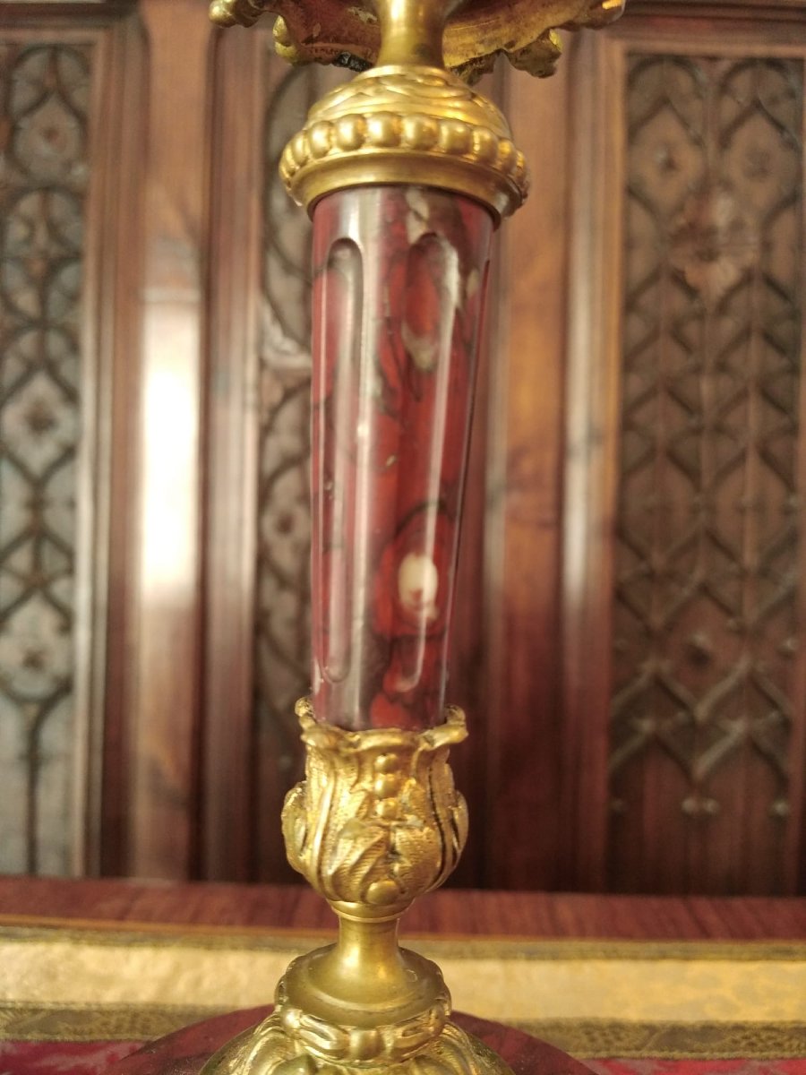 Paire de bougeoirs en bronze doré et marbre griotte – époque Napoléon III, style Louis XVI-photo-4