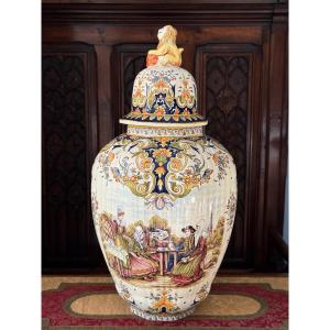 Large Covered Baluster Vase In Hand-painted Polychrome Earthenware - Desvres, 20th Century