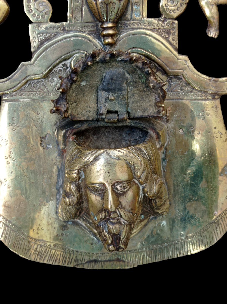 Benitier Bronze Crucifix XVIIth Century-photo-4