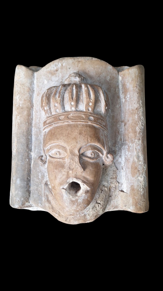 17th Century Royal Fountain Or Mouthpiece