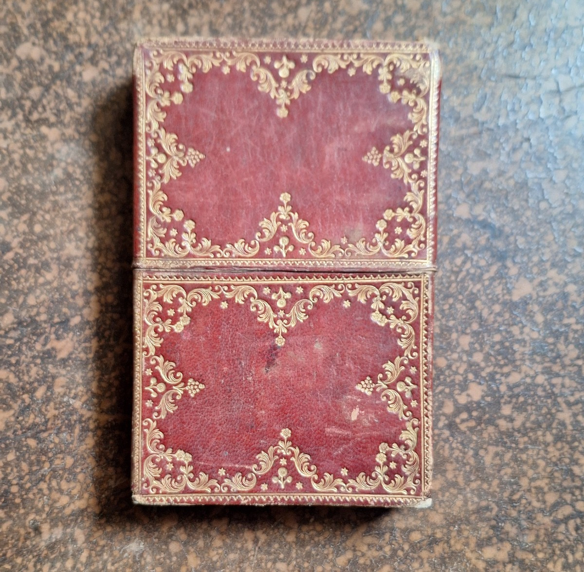 étui et cartons de broderie du XVIIIéme siecle-photo-3