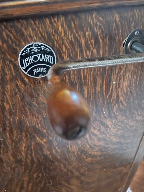 Gramophone -photo-1