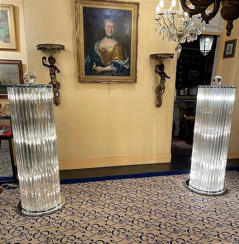 Illuminated Column Lampposts 