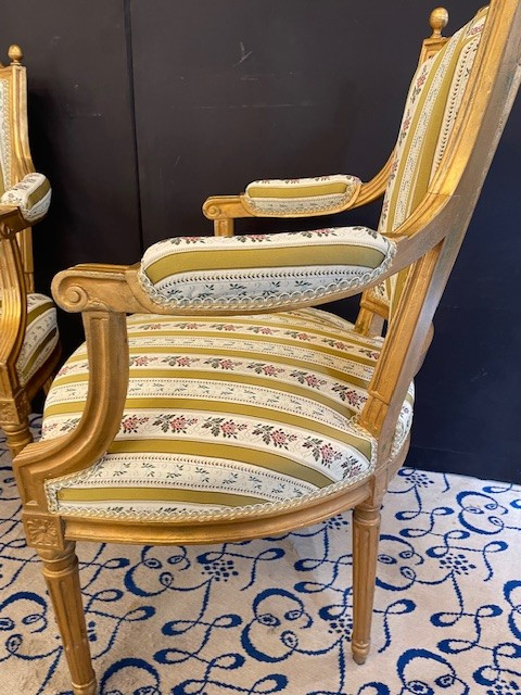 Convertible Armchairs-photo-1