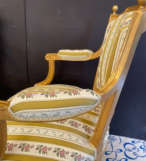 Convertible Armchairs-photo-2