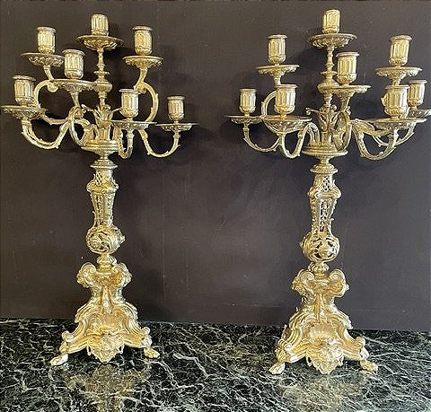chandeliers , candélabres