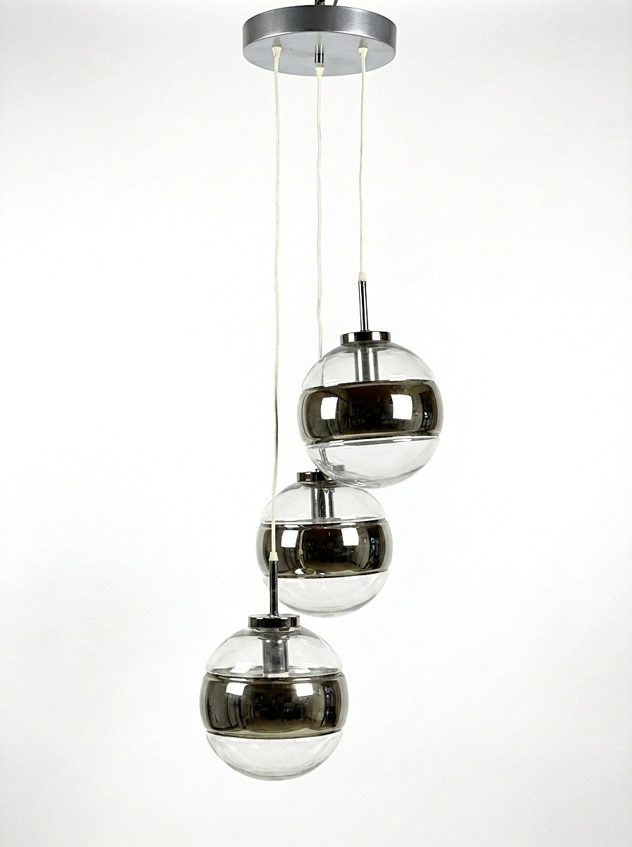 Cascade Space Age 3 Globe Chrome Pendant Light, 1970s - Peill & Putzler