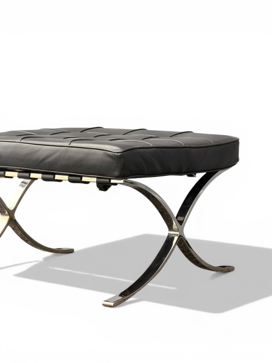 Barcelona Original Ottoman By Knoll, Design Mies Van Der Rohe, Black Leather And Chrome, 20th Century-photo-4