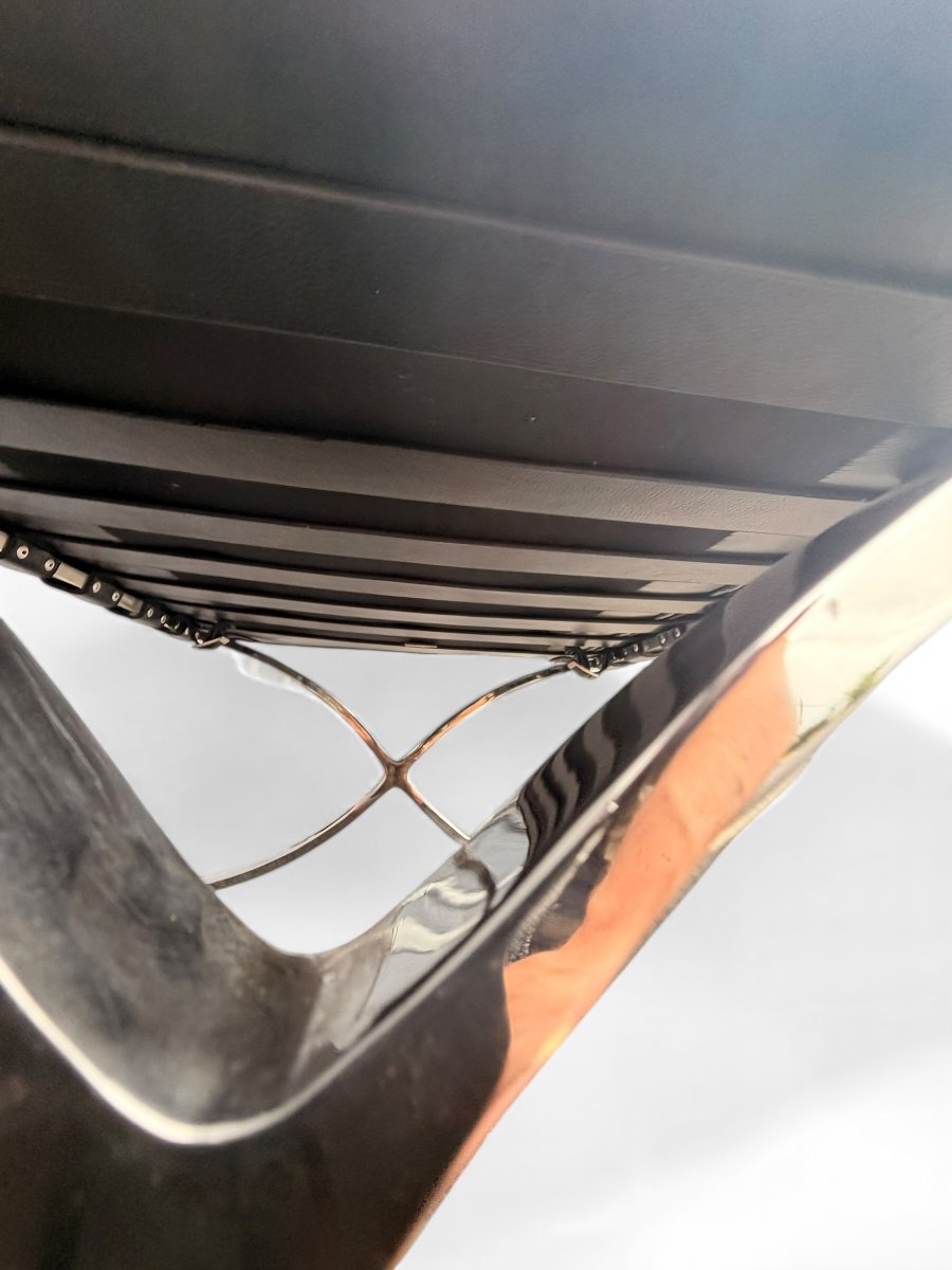 Barcelona Original Ottoman By Knoll, Design Mies Van Der Rohe, Black Leather And Chrome, 20th Century-photo-4