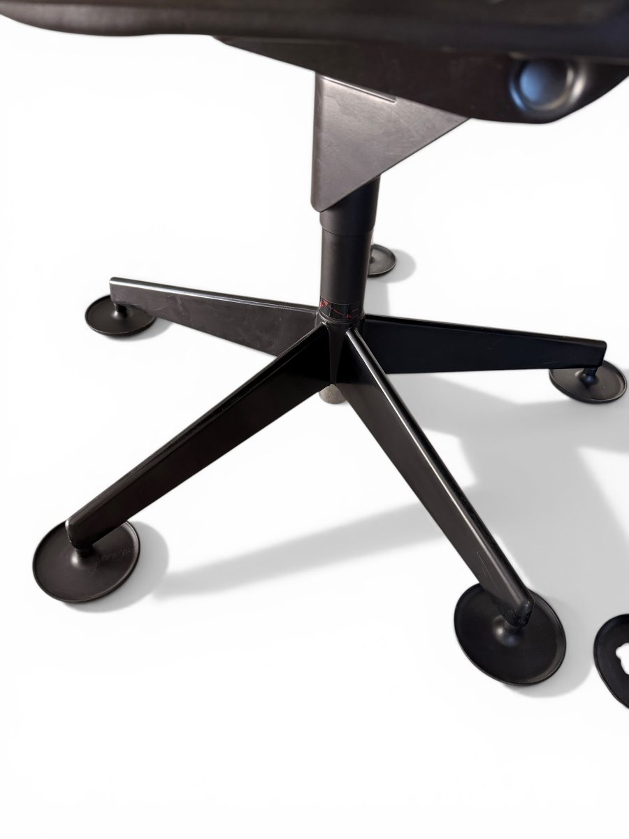 Pair Of Richard Sapper Office Chairs, Knoll International Edition, Leather And Glides, Circa-photo-8