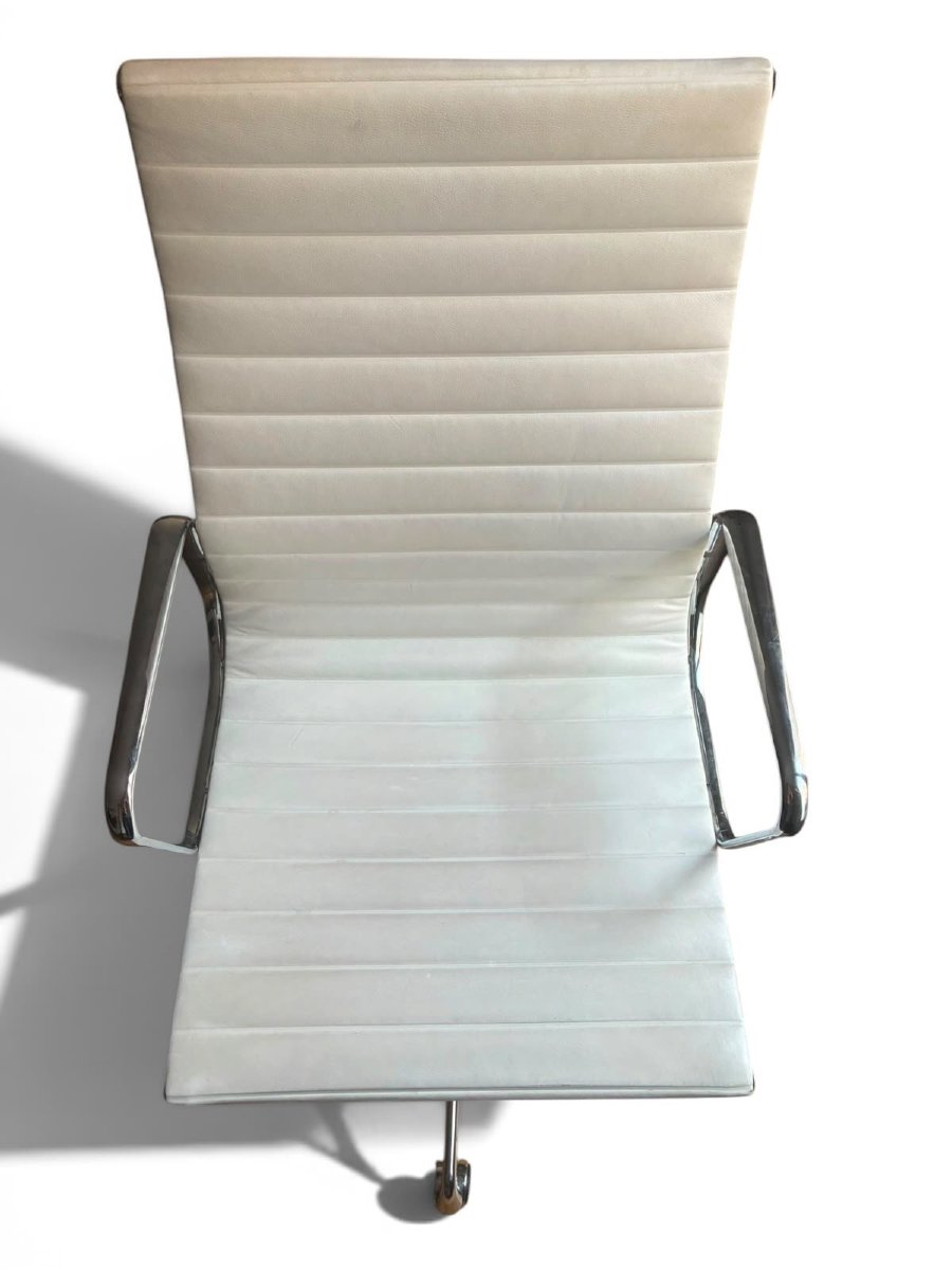 Fauteuil de Bureau EA 117 en Cuir Blanc, Charles Eames pour Vitra-photo-8