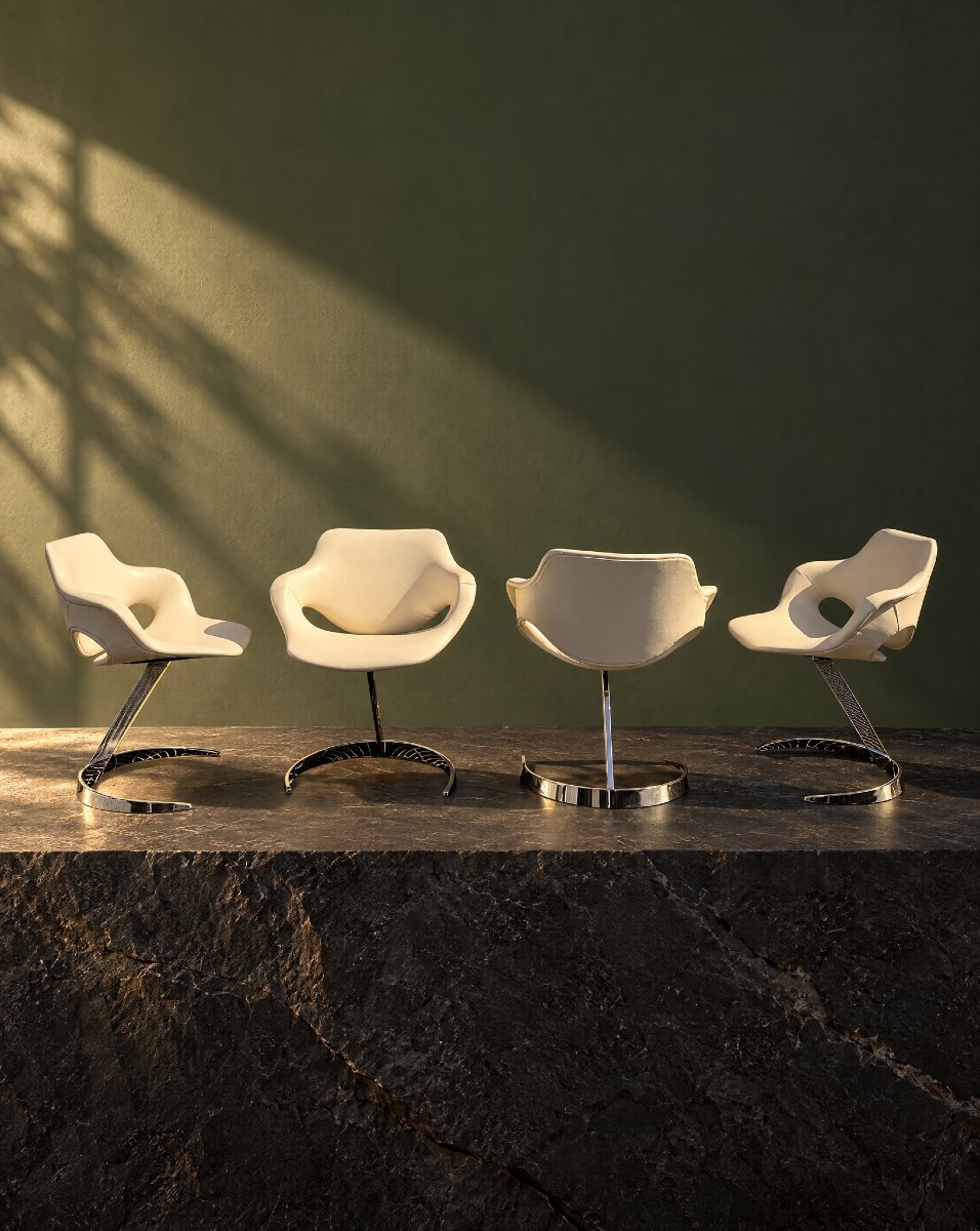 Set Of 4 "scimitar" Armchairs Attributed To Boris Tabacoff—chrome-plated Steel And White Leather, 1970