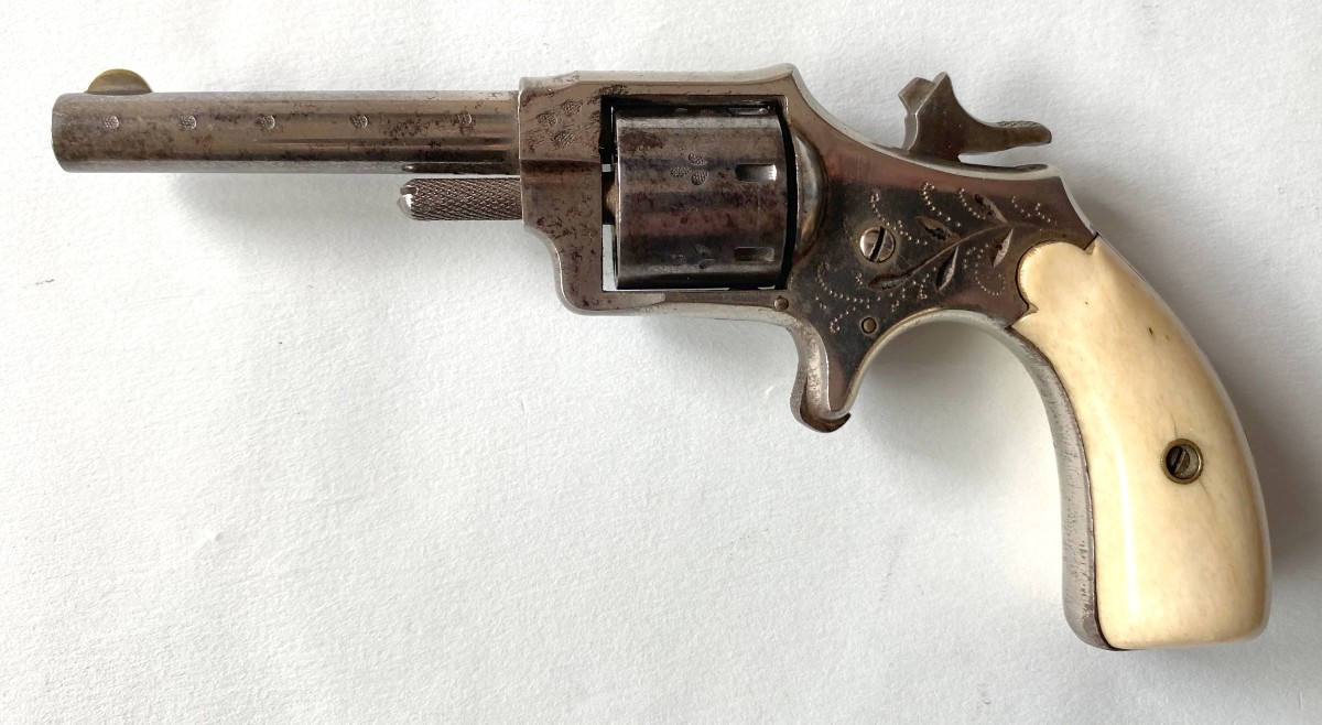 Small American Revolver-photo-3
