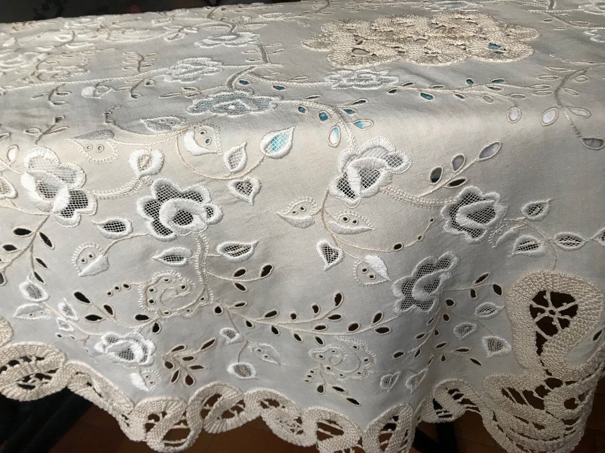 Round Tablecloth-photo-5